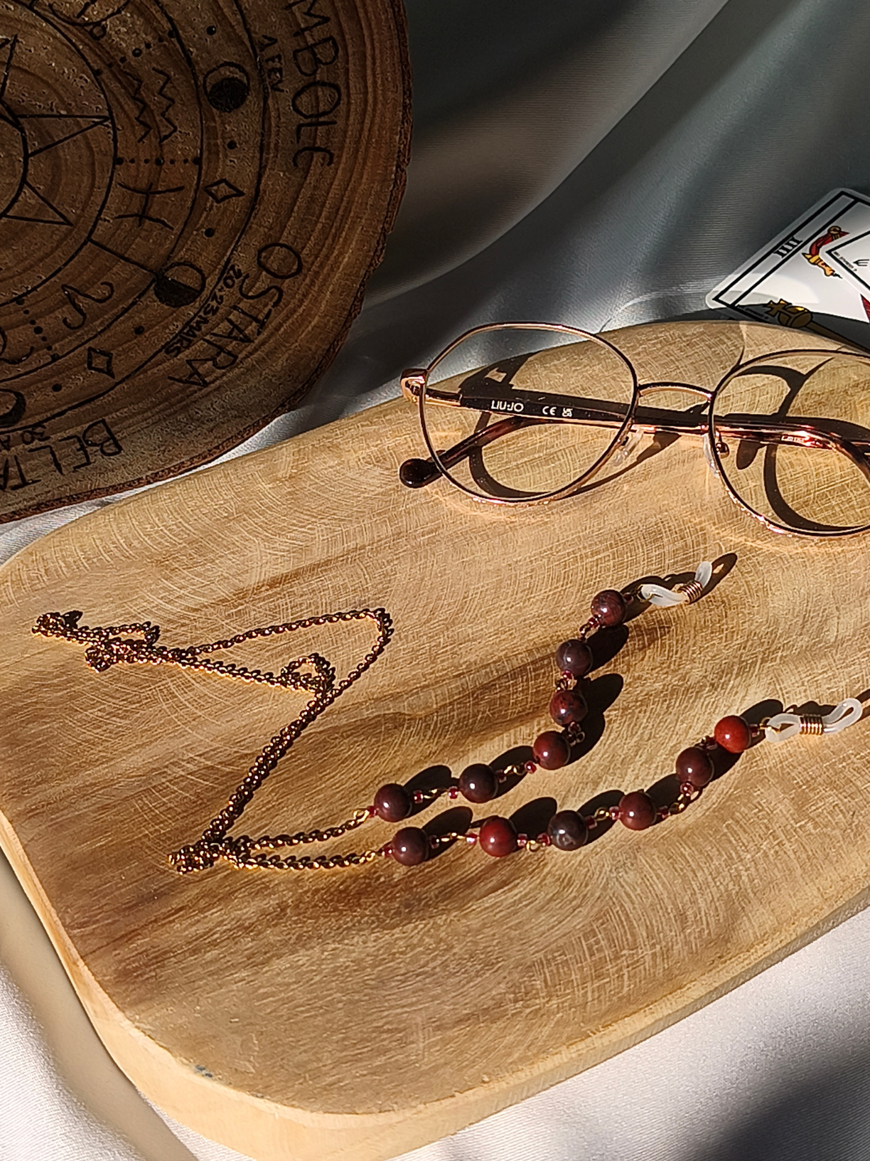 Chaîne de lunettes jaspe bréchique – finition dorée ou argentée