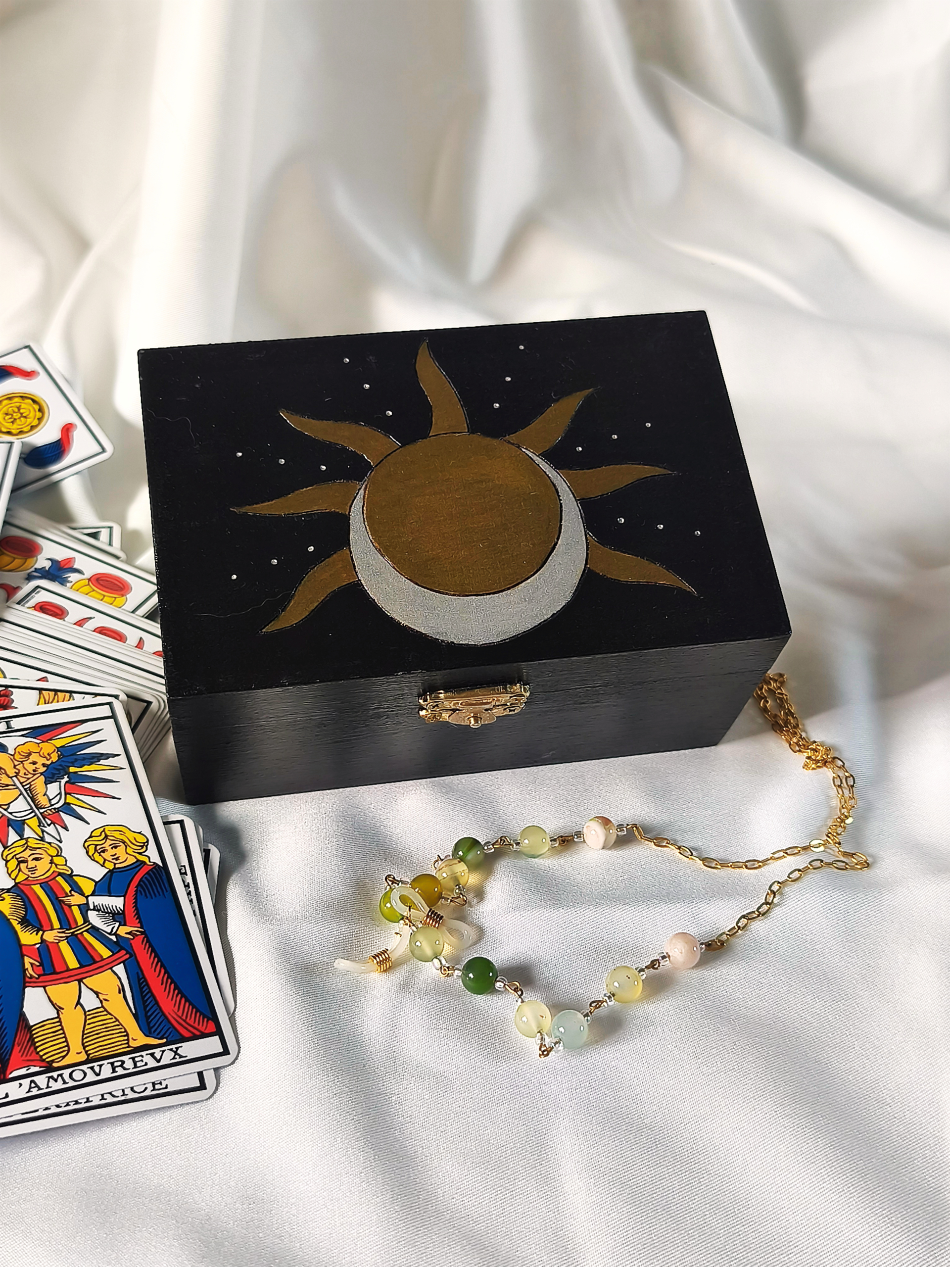 Boîte à bijoux lune et soleil