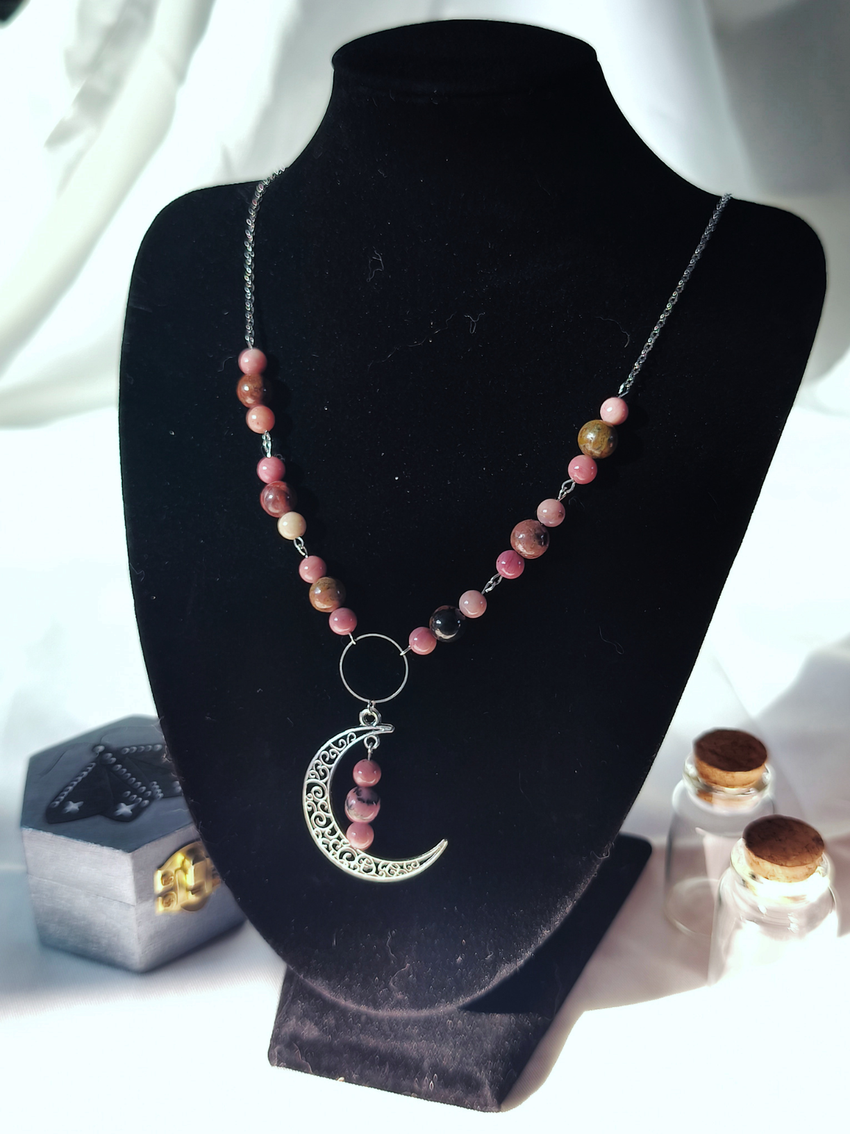 Collier rhodonite – finition argentée