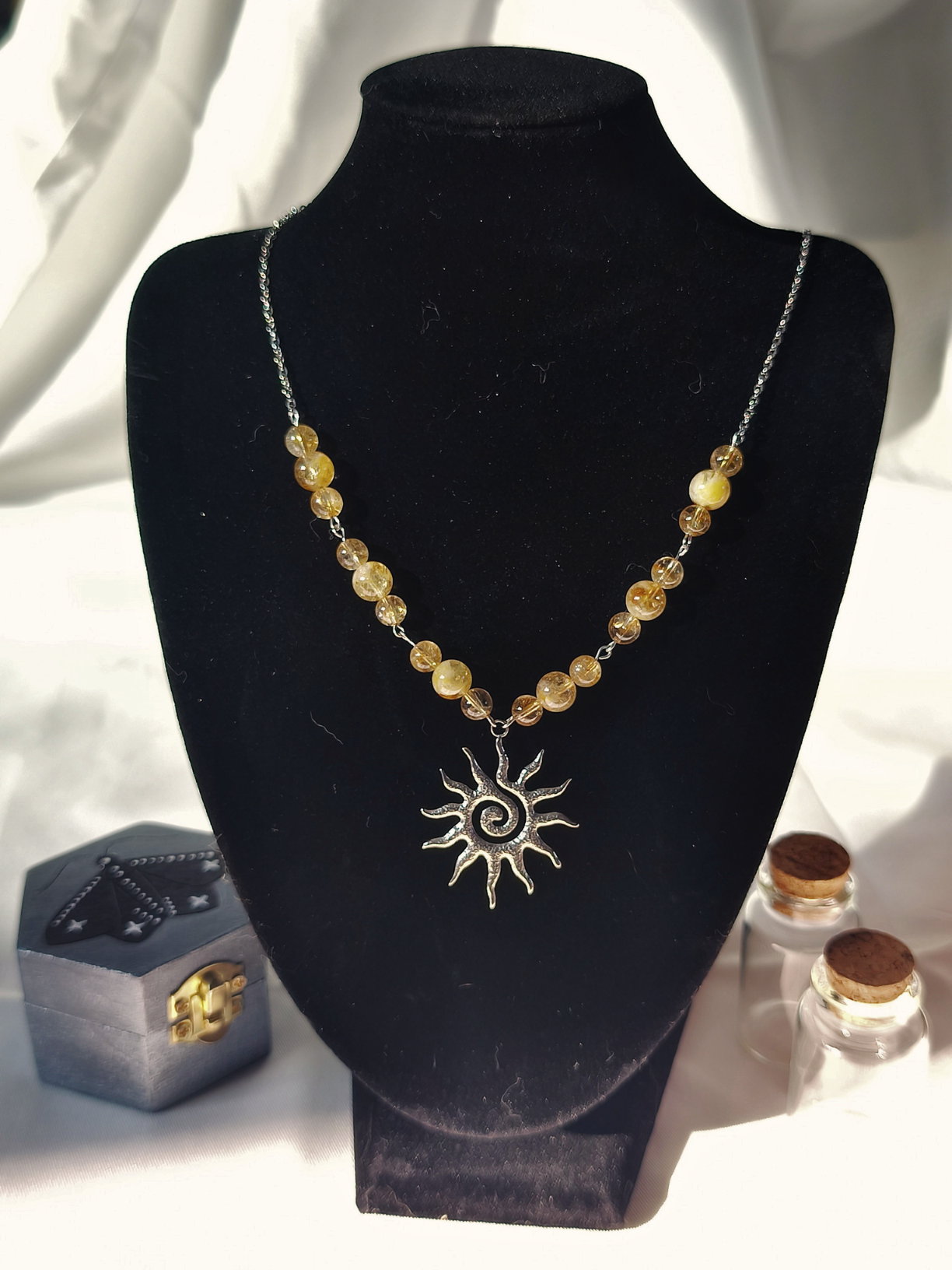 Collier citrine – finition argentée