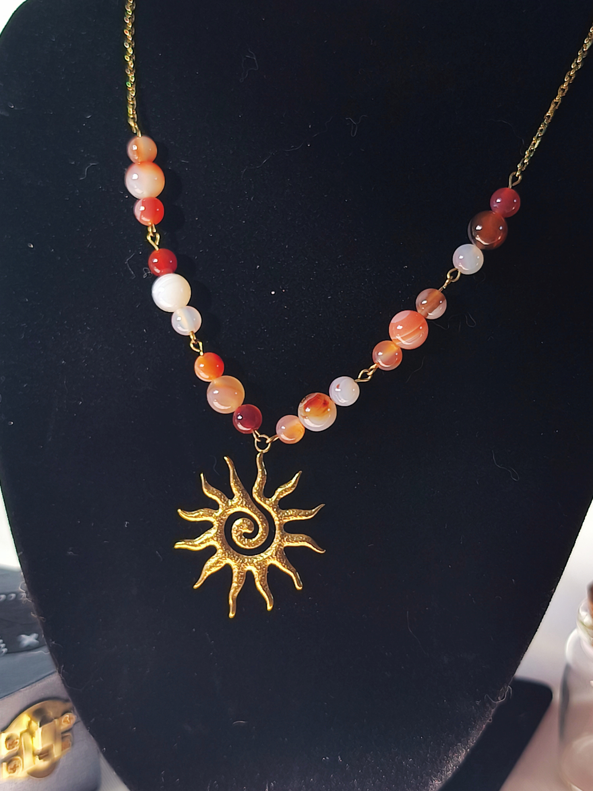 Collier sardonyx – finition dorée
