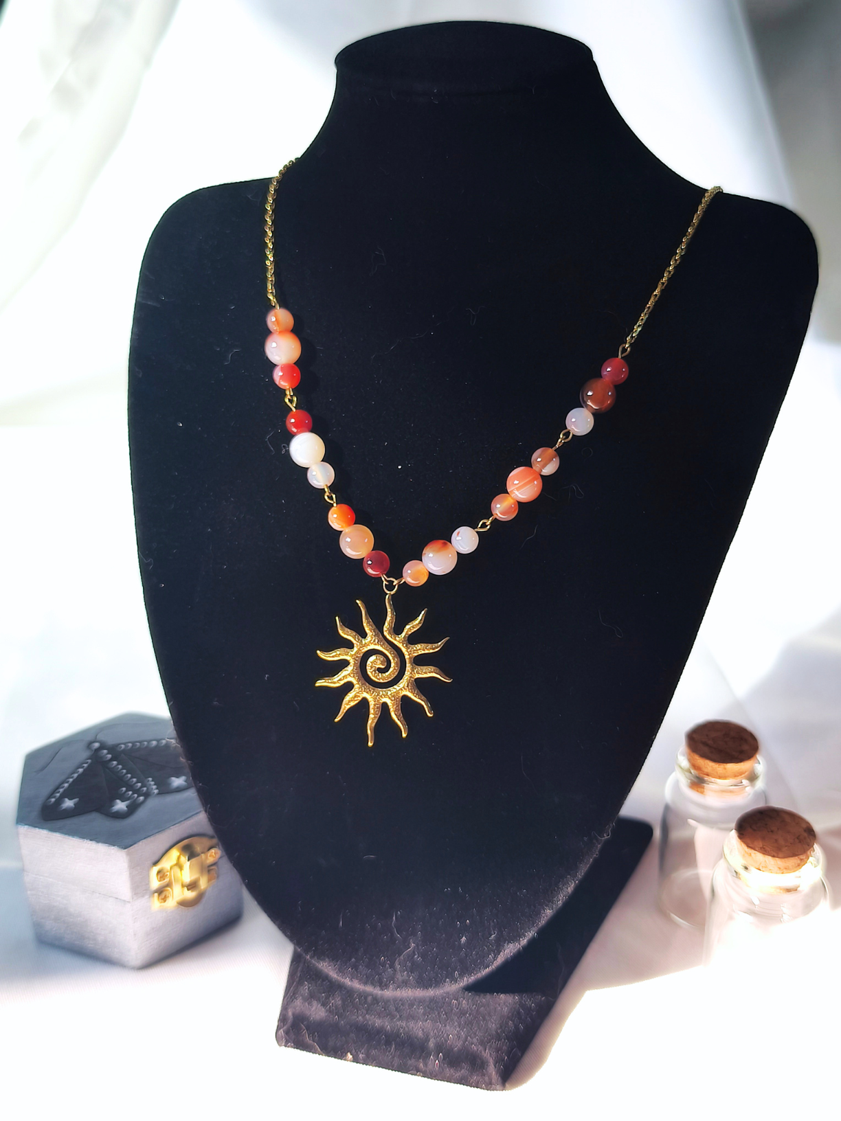 Collier sardonyx – finition dorée